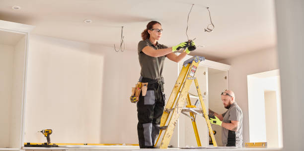 Best Outdoor Lighting Installation  in Oconto Falls, WI
